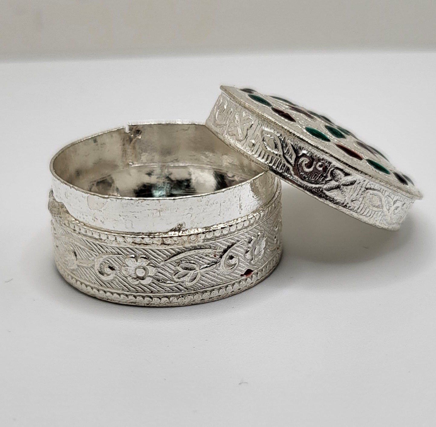Silver  box/ Dabbi