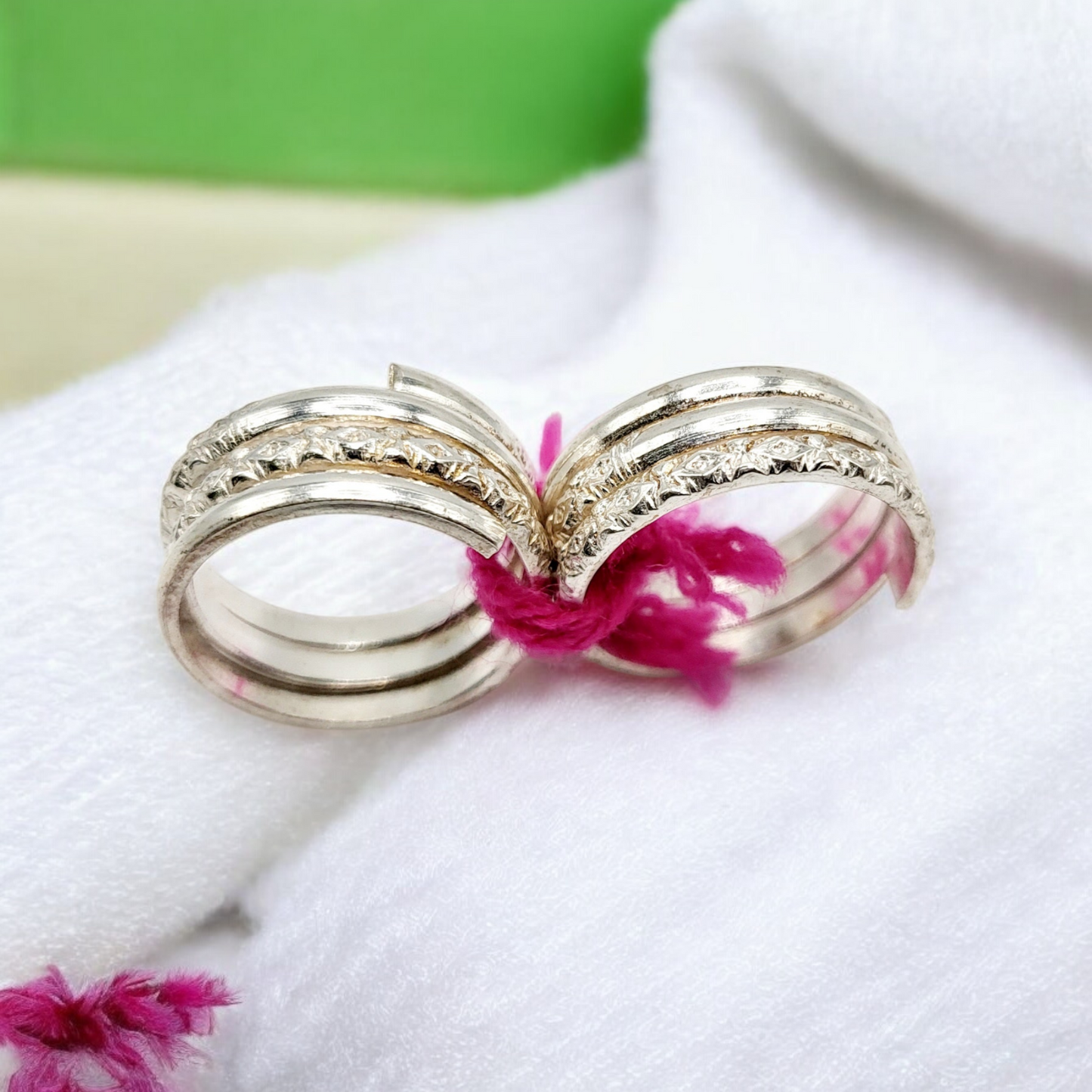 Toe rings
