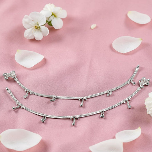 GraceGlow Silver Women's Anklets