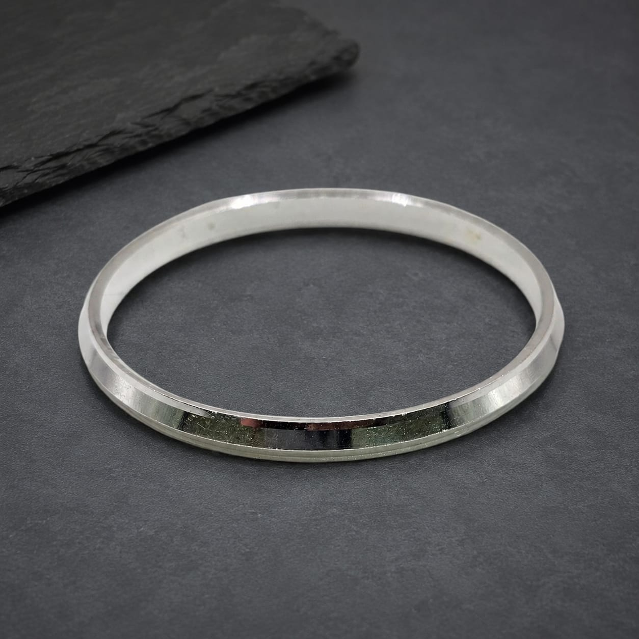 Classic Silver Edge Mens Kada