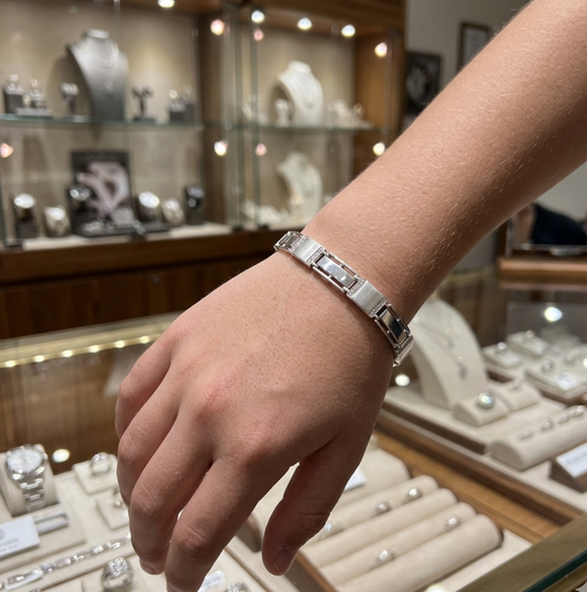 Linear Luxe Silver Bracelet