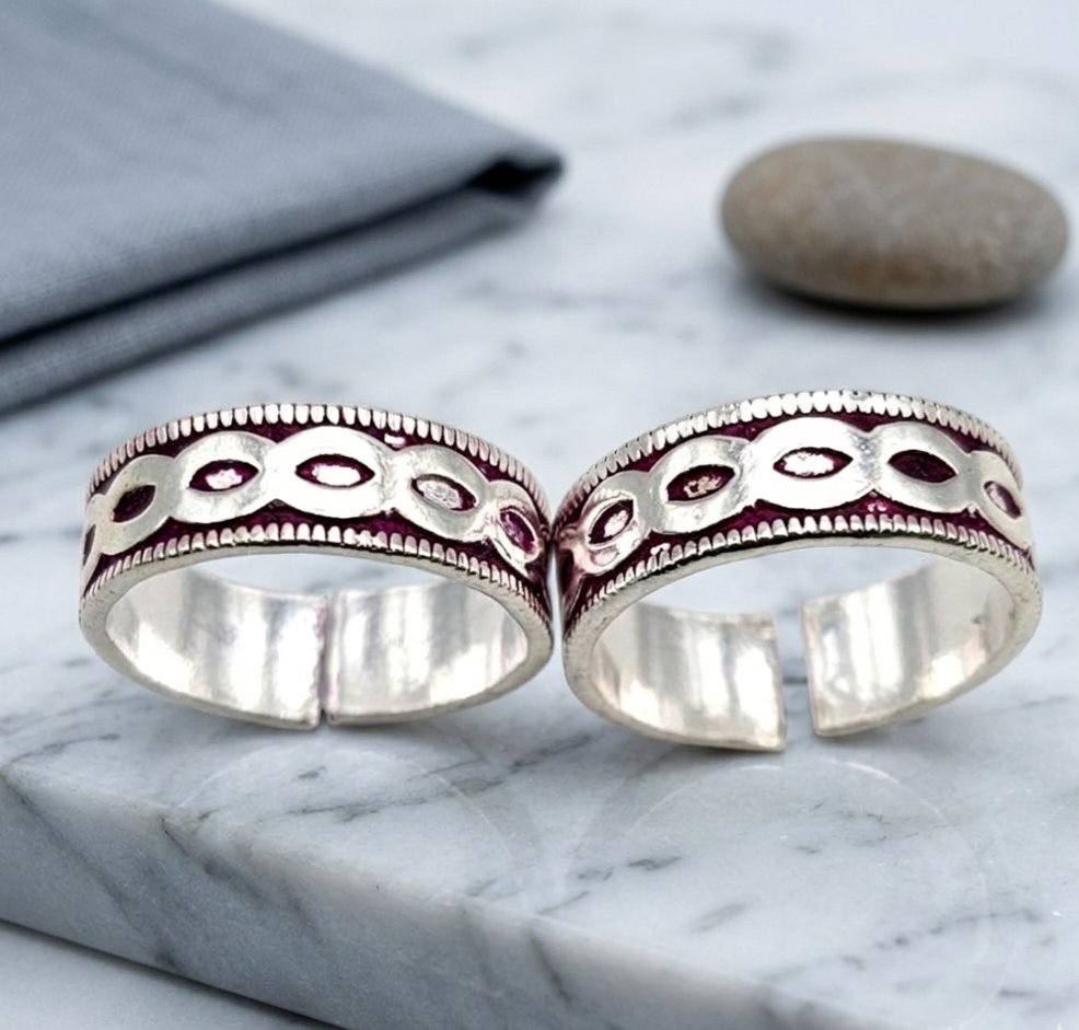 Crimson Weave Silver Adjustable Toe Bands/ Rings