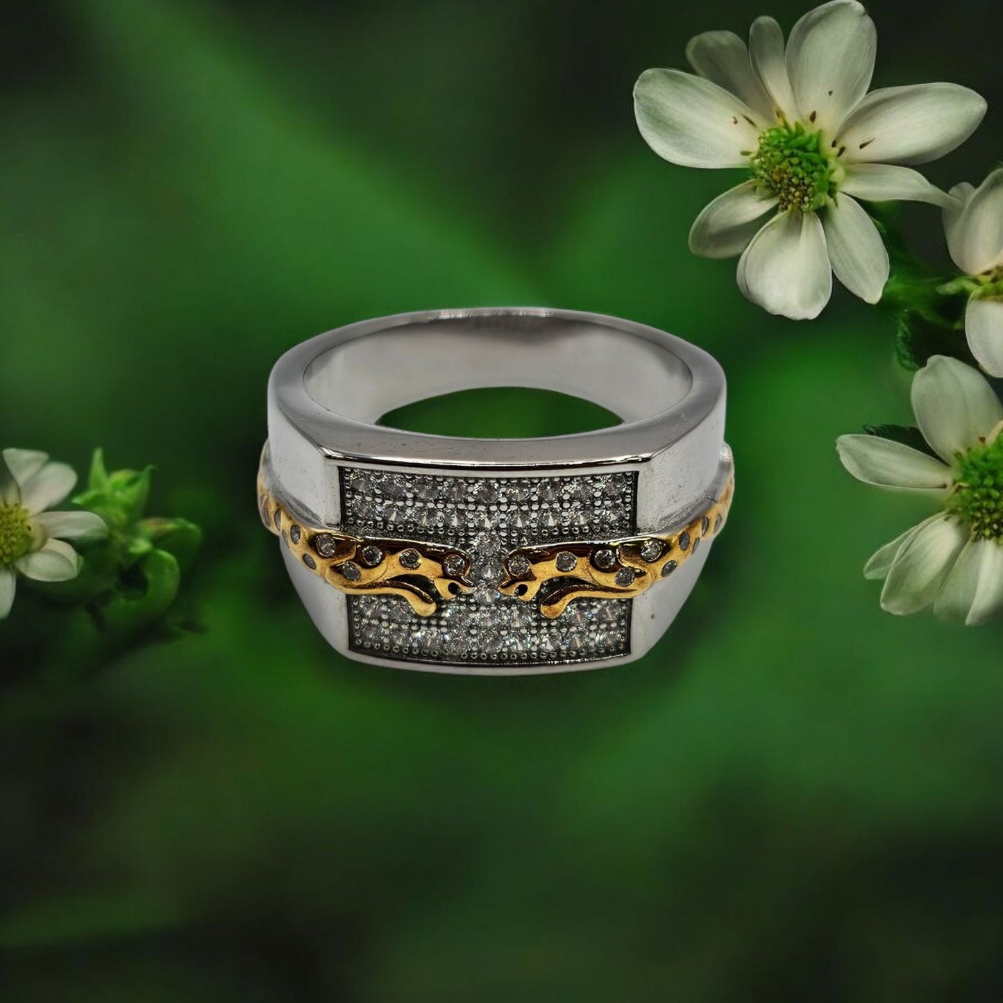 Men’s Silver Ring with Gold Leopard Detail