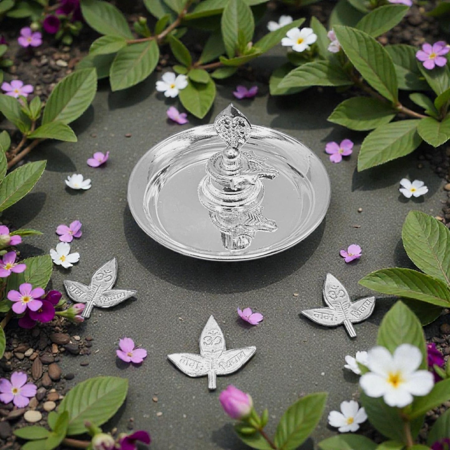 Shiv Bhakti Silver Set(Include bilipatra , shivling & plate)