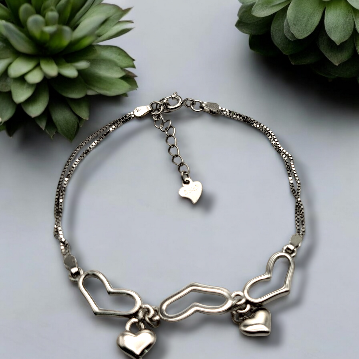 Serene Hearts 925 Silver Women's Bracelet