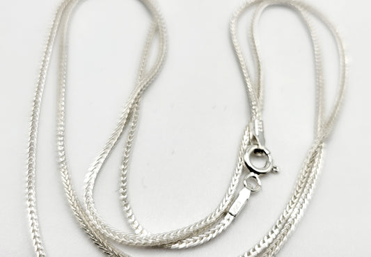 Unisex silver chain