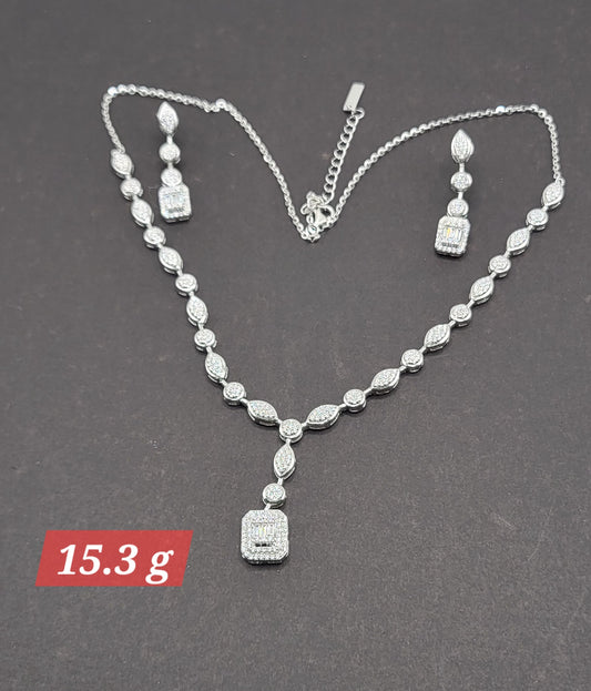 Silver necklace set