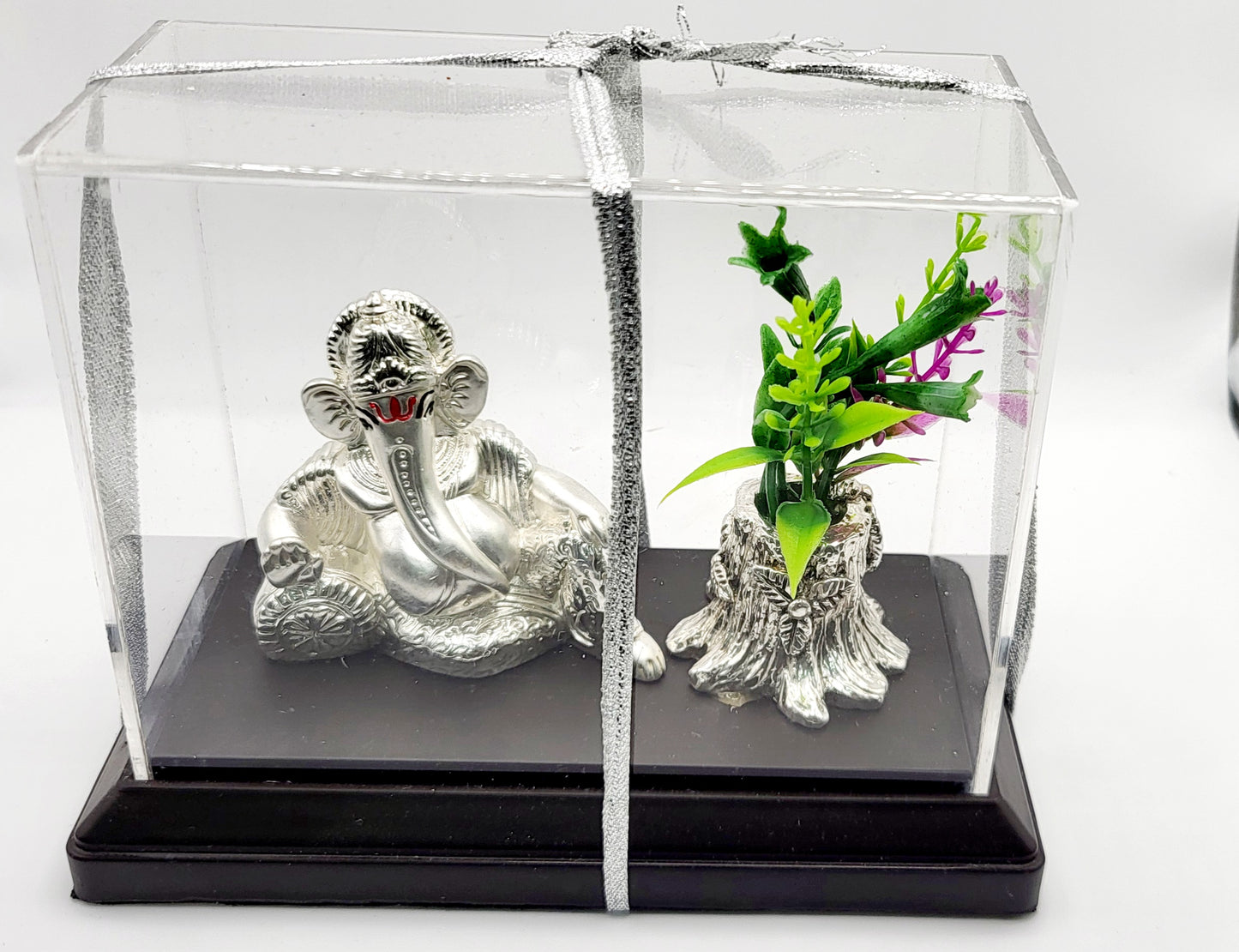 Silver cotted gift artical