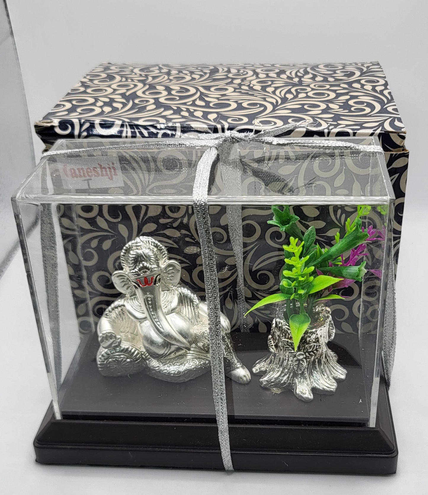 Silver cotted gift artical