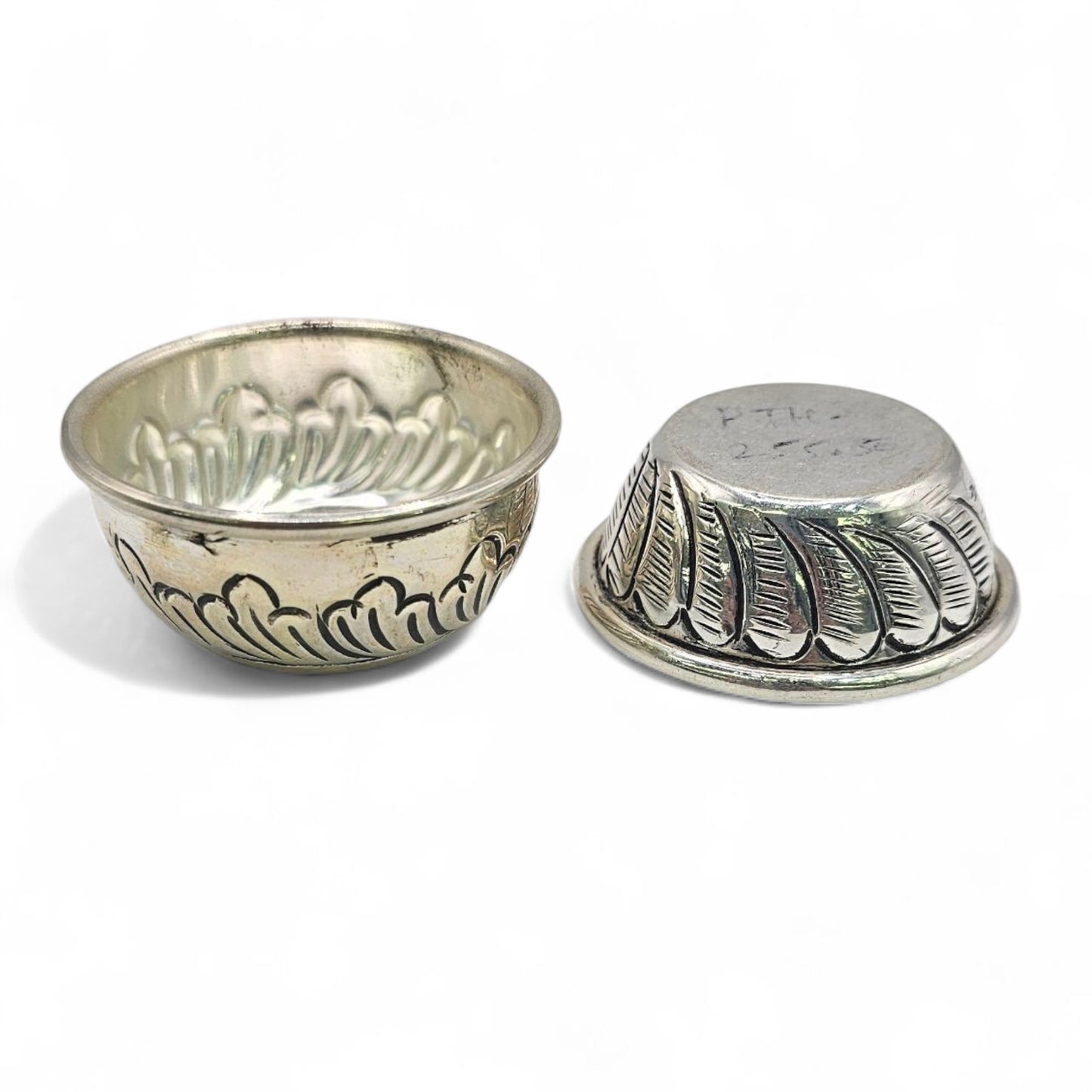 Raajvadhu Antique Finish Silver Pooja Thali