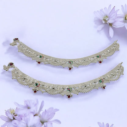 Sparkling Zari Filigree Silver Anklets