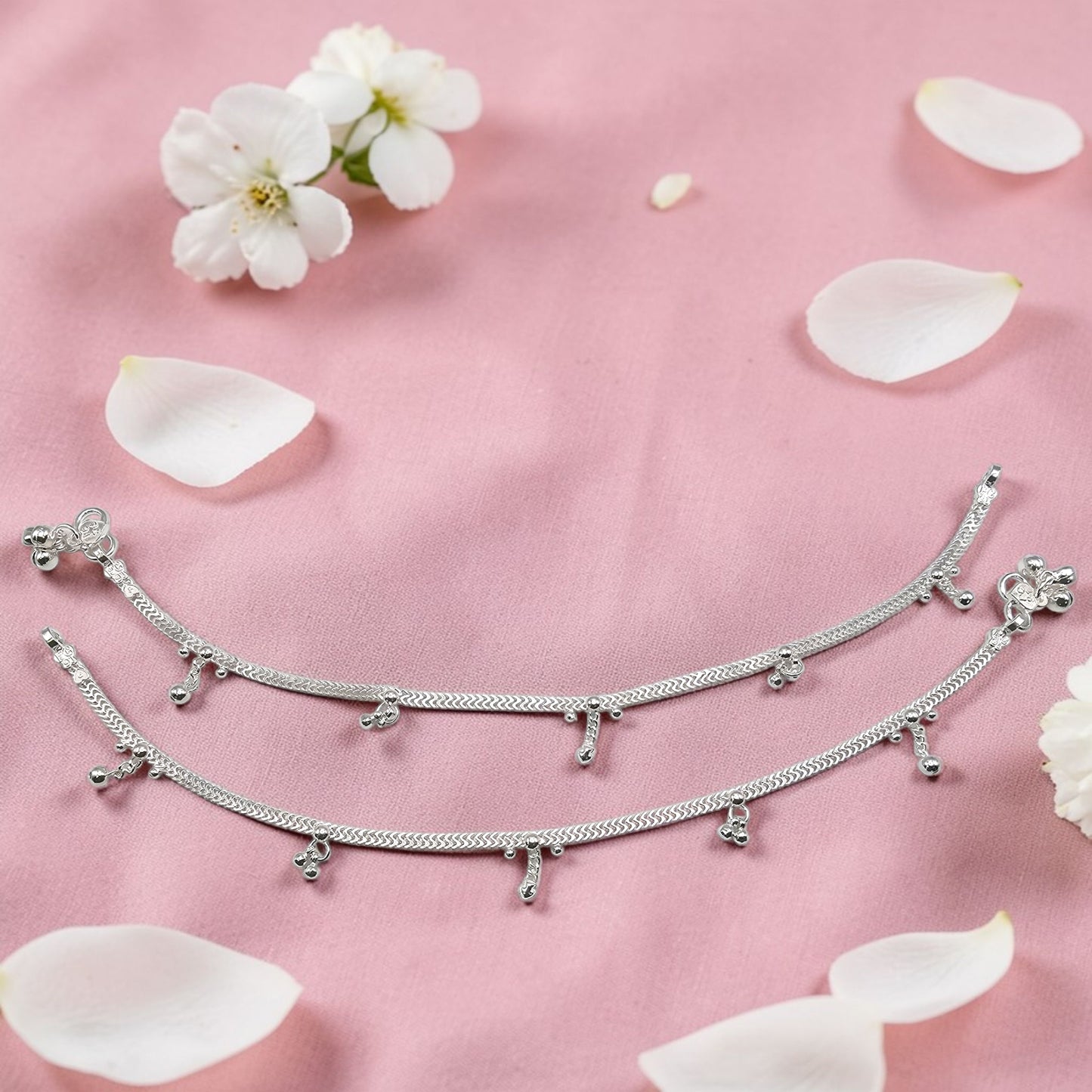 GraceGlow Silver  Women's Anklets