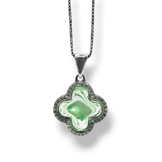 Clover Elegance Murano Pendant With 925 Silver Chain