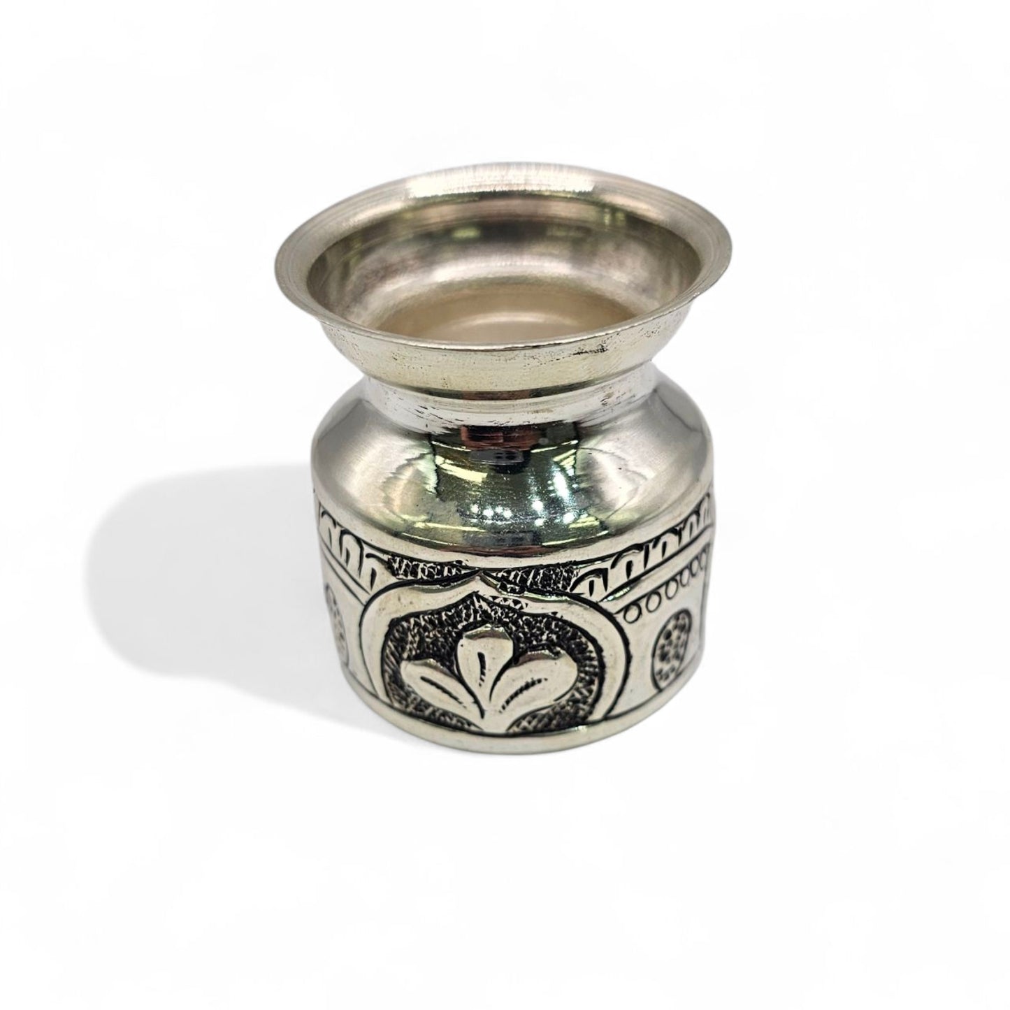 Raajvadhu Antique Finish Silver Pooja Thali