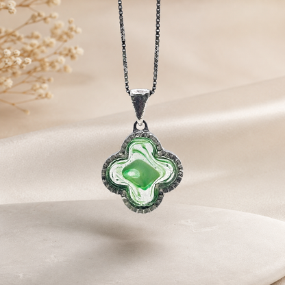 Clover Elegance Murano Pendant With 925 Silver Chain