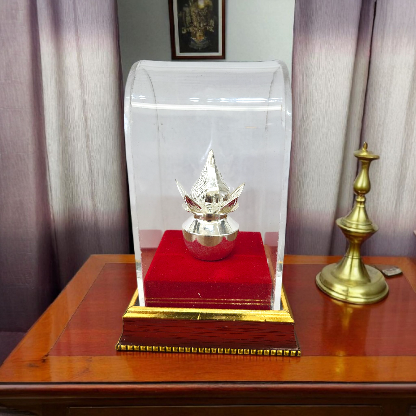 SILVER KALASH